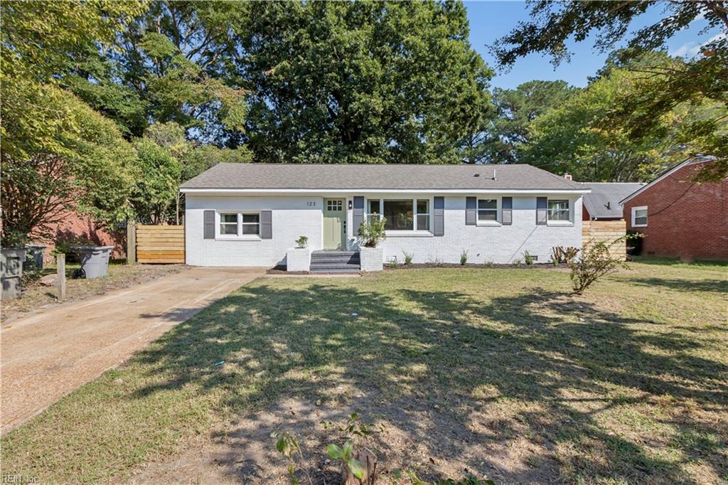 123 Prince James Dr Property Photo 7