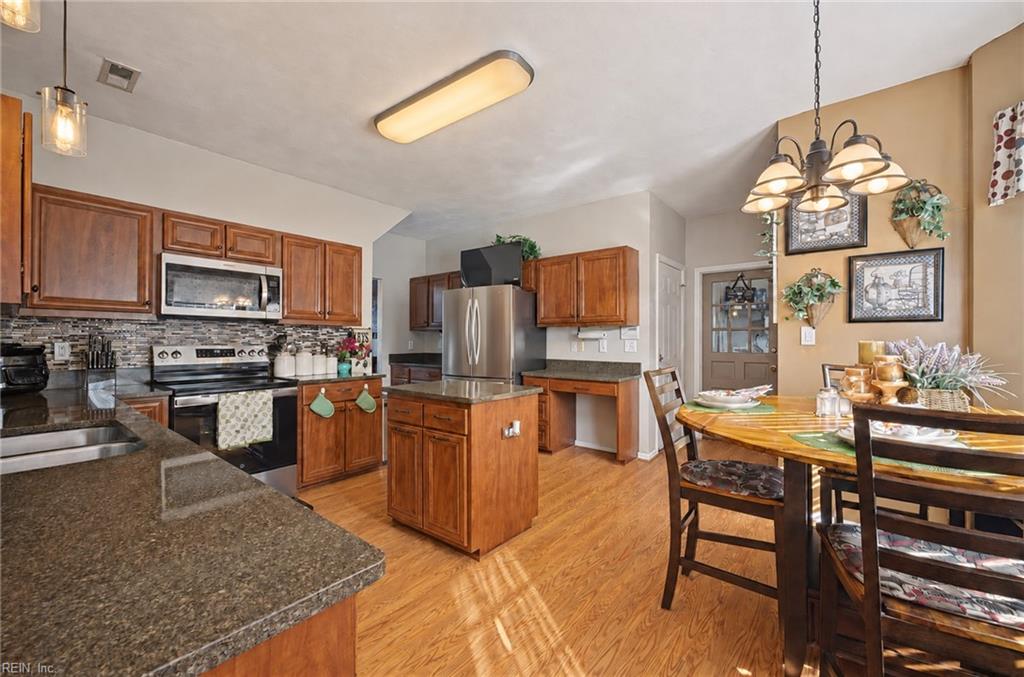 6406 Aberdeen Pl Property Photo 5
