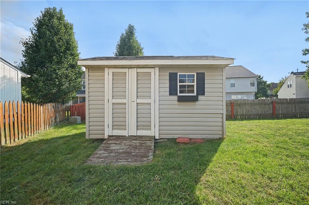 6406 Aberdeen Pl Property Photo 23