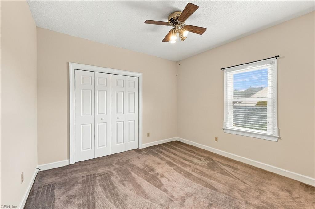 1028 Collection Creek Way Property Photo 28