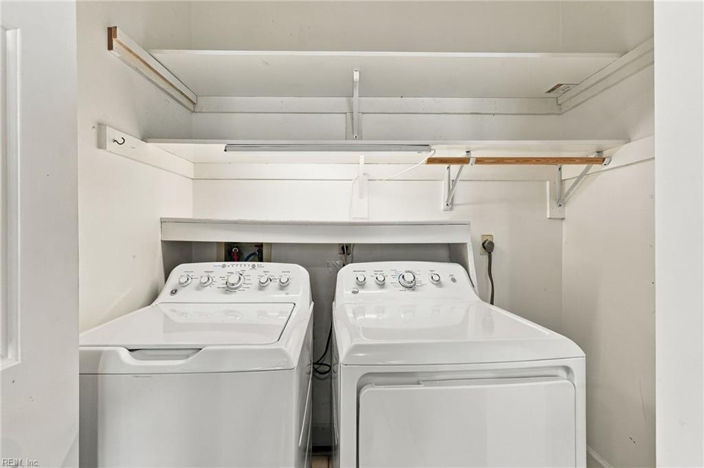 1028 Collection Creek Way Property Photo 29