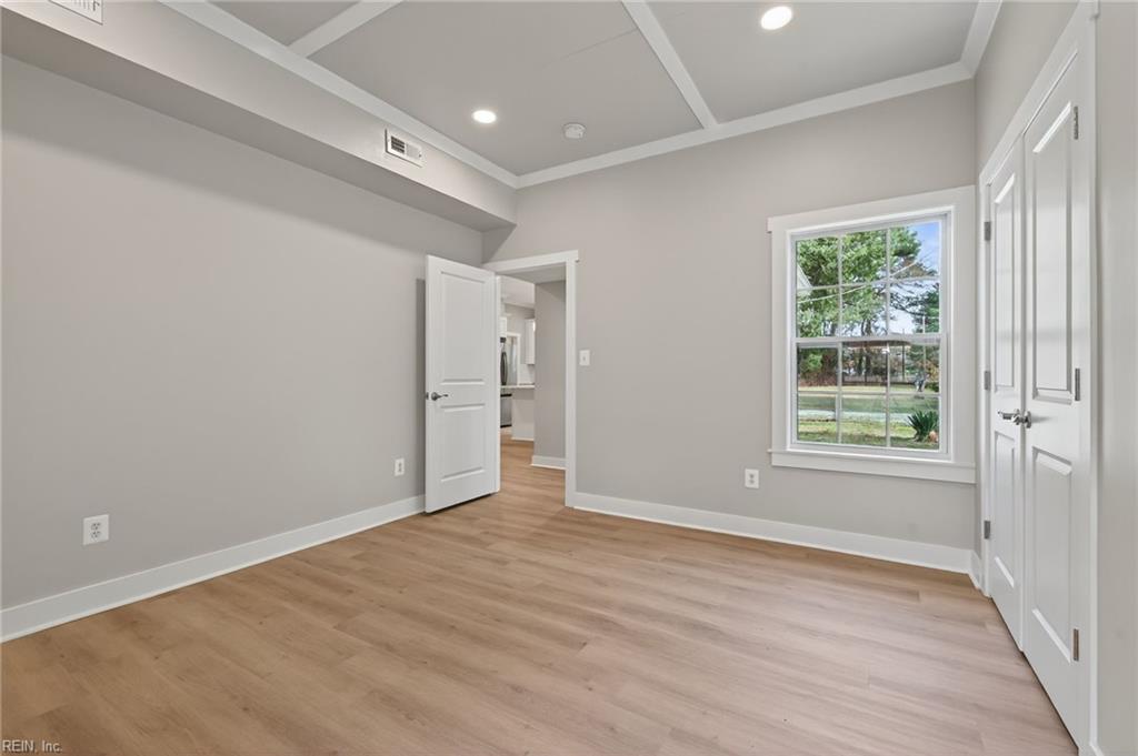 22077 Main St Property Photo 19