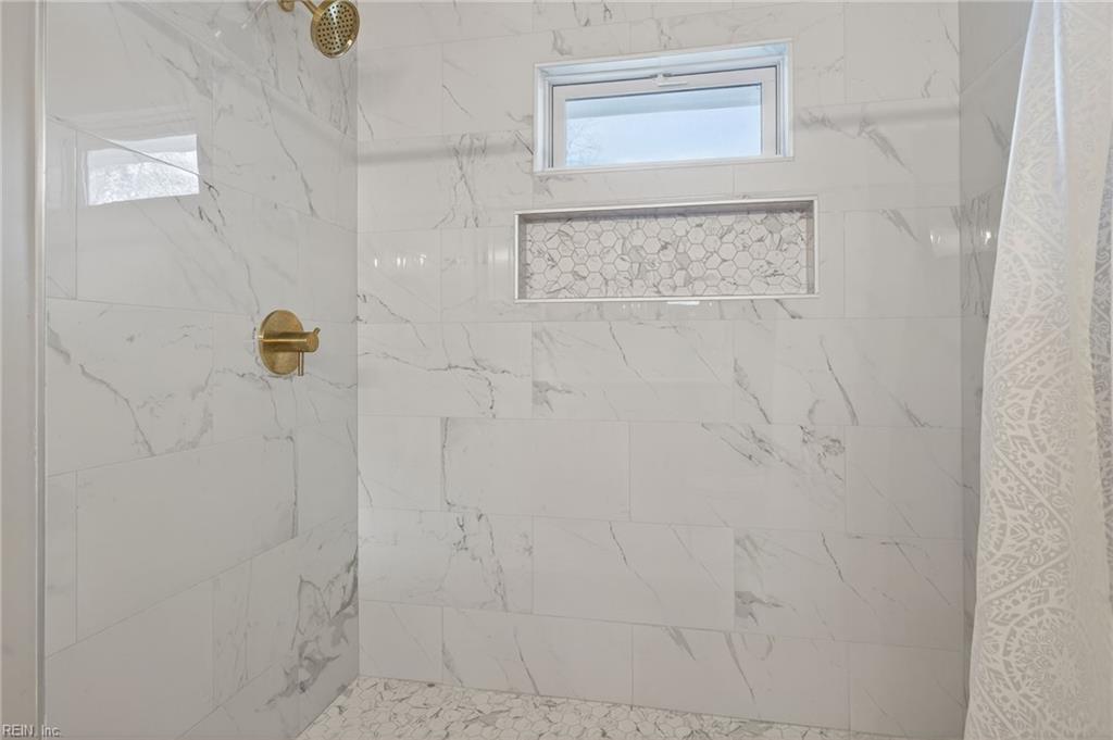 22077 Main St Property Photo 21