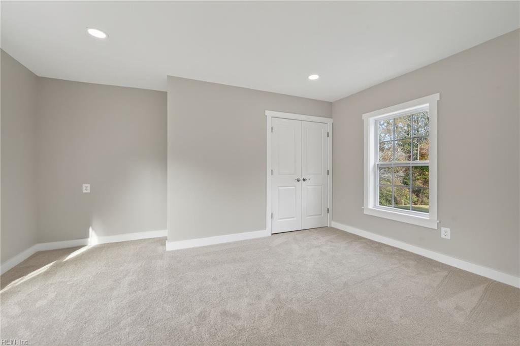 22077 Main St Property Photo 29