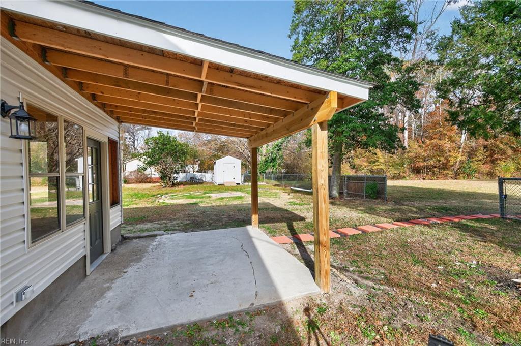22077 Main St Property Photo 37