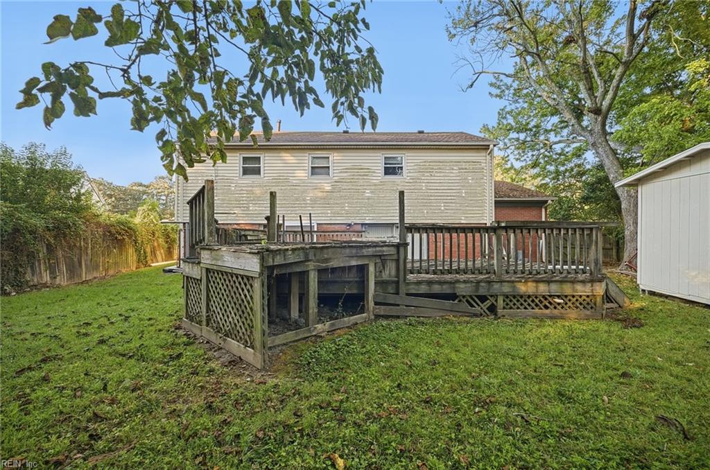 424 Pepper Mill Ln Property Photo 4