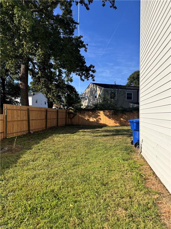 3213 Wimbledon Way Property Photo 2