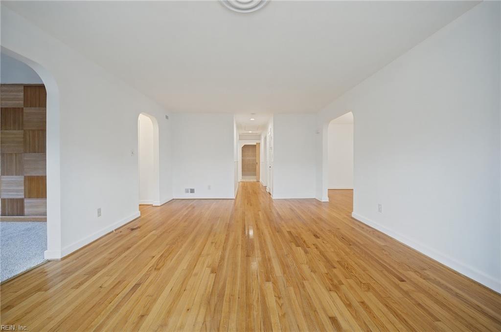 201 Forsythe St Property Photo 5