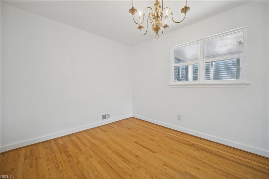 201 Forsythe St Property Photo 6