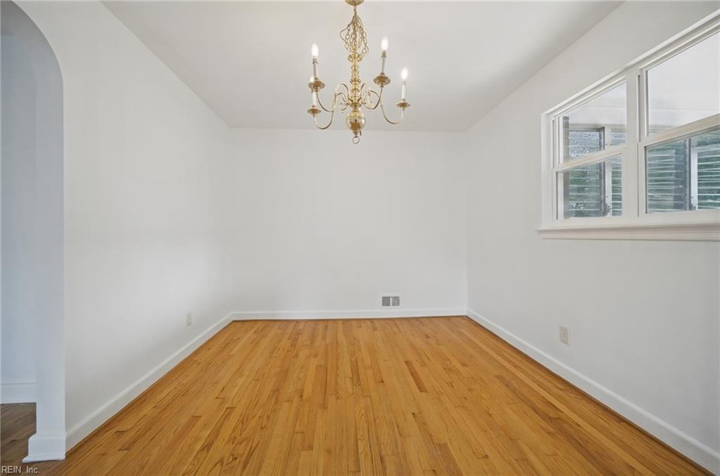 201 Forsythe St Property Photo 7