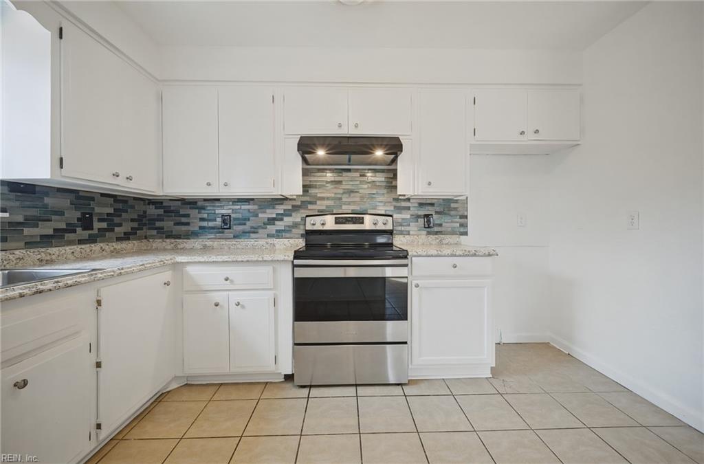 201 Forsythe St Property Photo 9