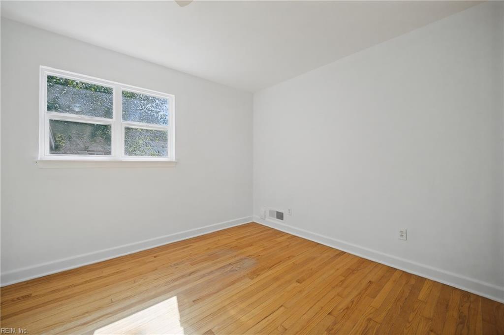 201 Forsythe St Property Photo 18