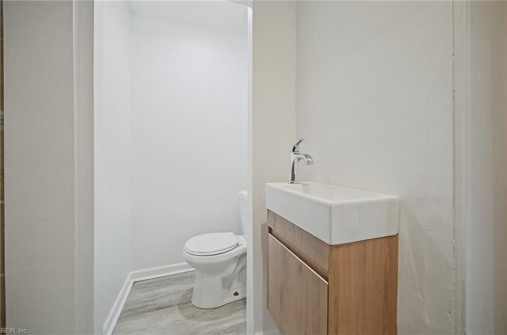 201 Forsythe St Property Photo 20