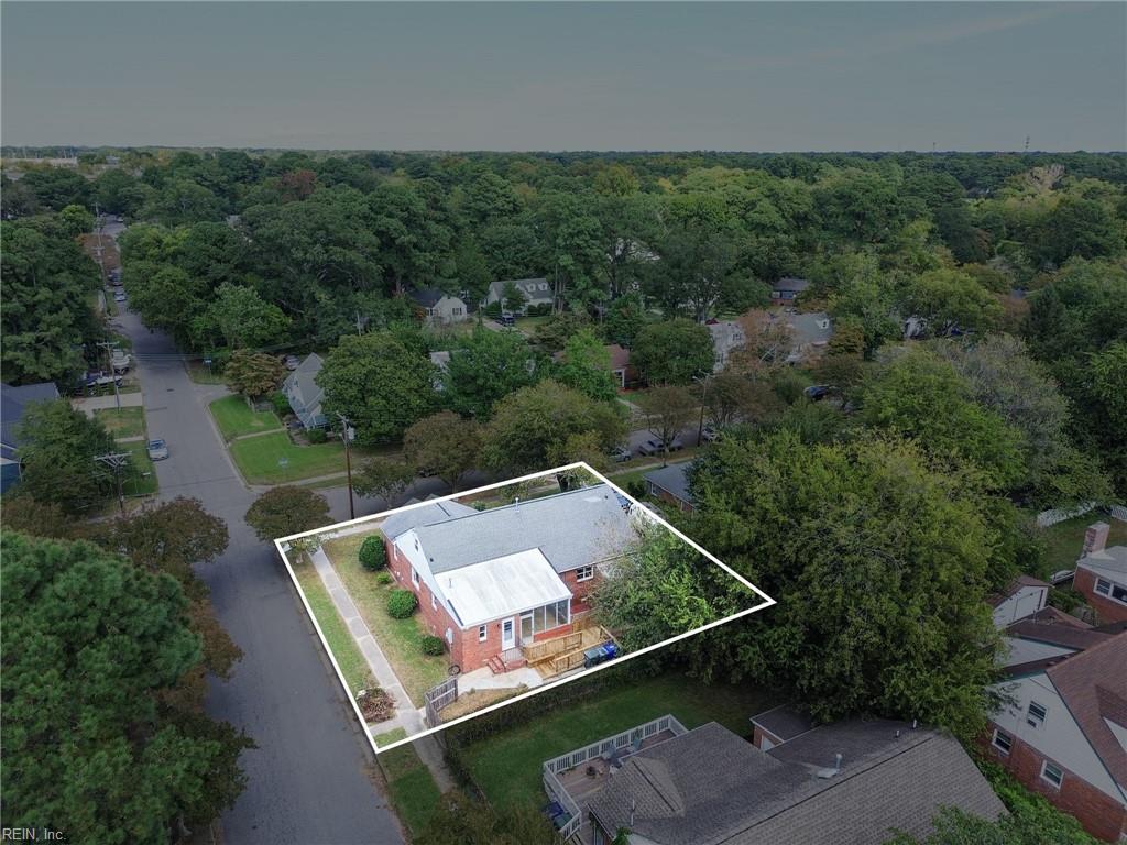 201 Forsythe St Property Photo 33