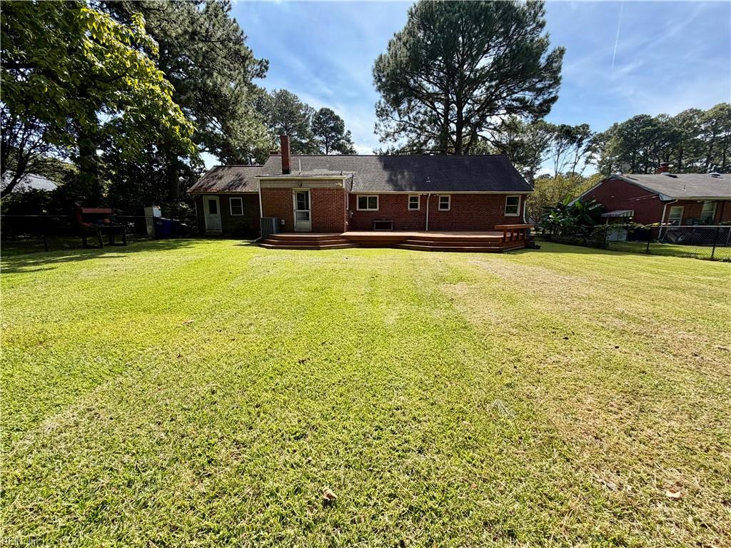 436 Thole St Property Photo 30