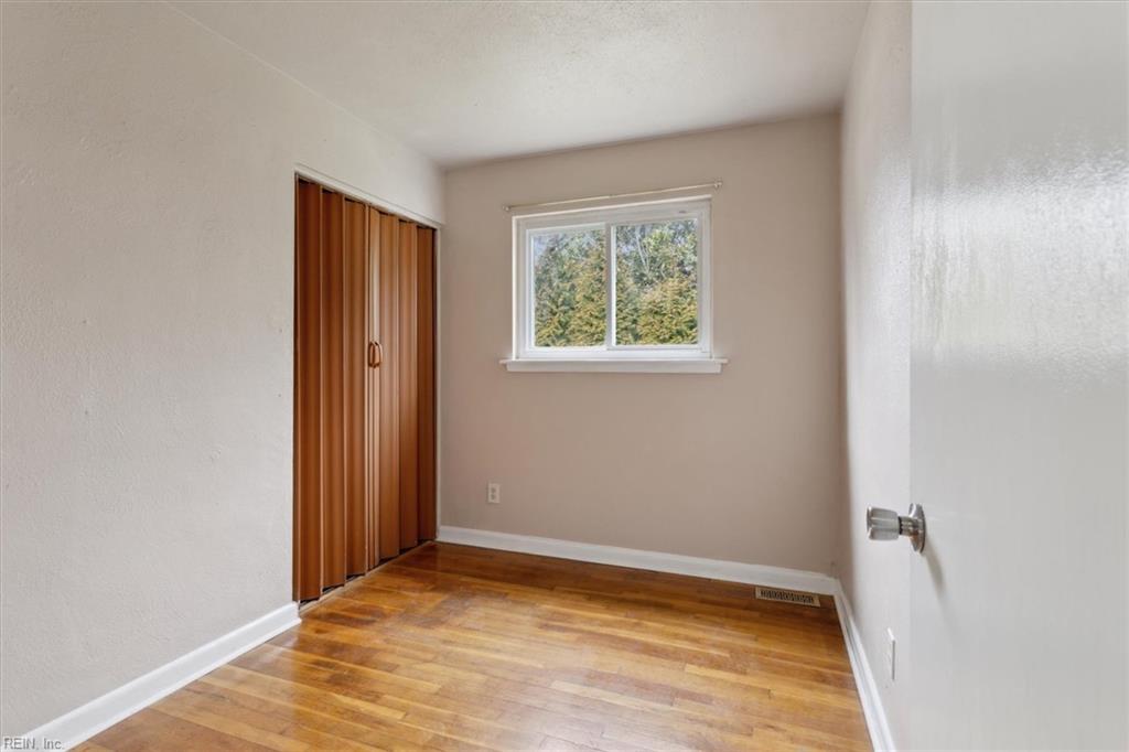 549 Longfellow Ave Property Photo 19