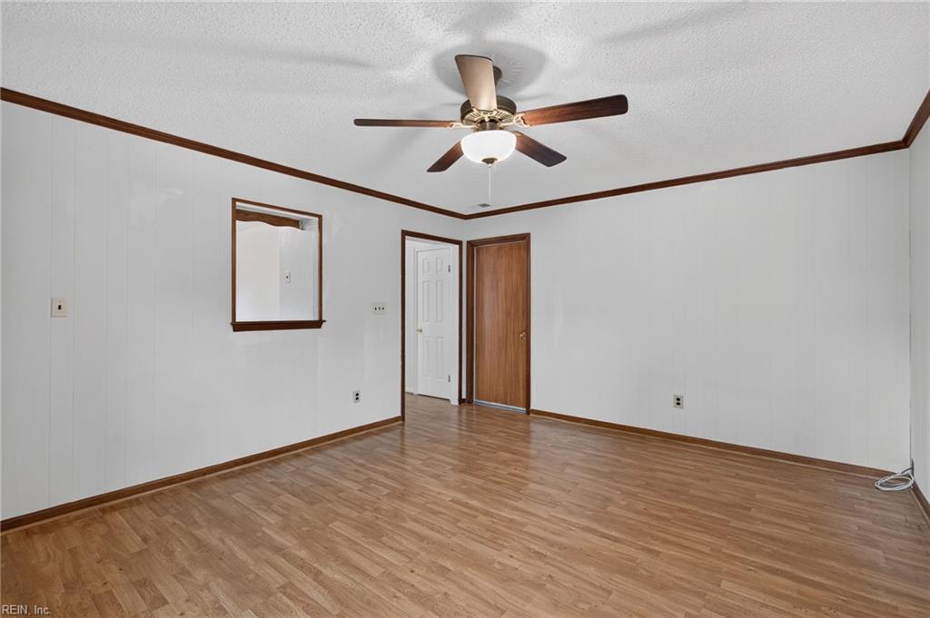 5681 Shinfield Dr Property Photo 14