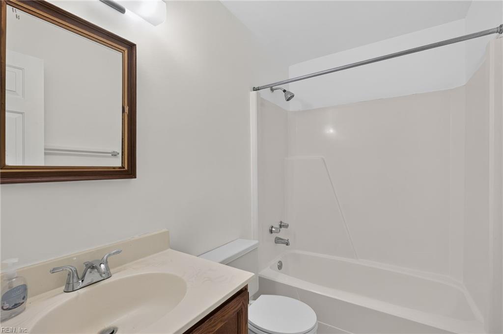 5681 Shinfield Dr Property Photo 30