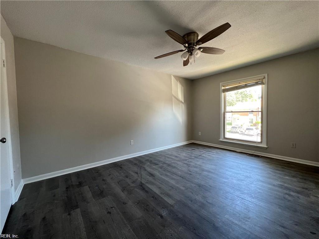 5025 Eaton Ct Ct Property Photo 8