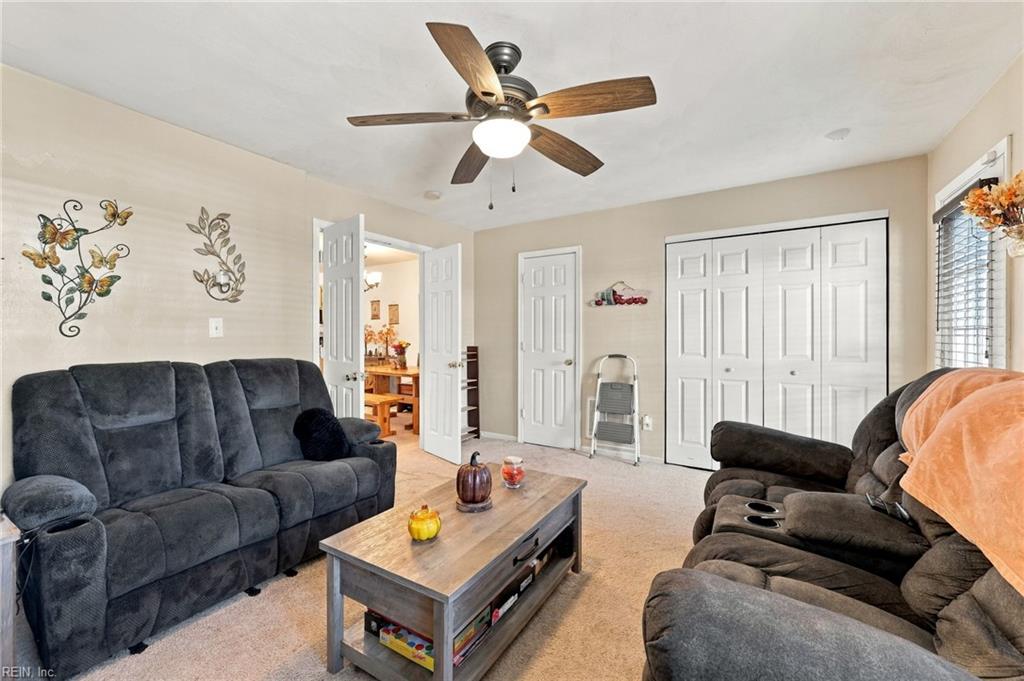 118 Majestic Dr Property Photo 14