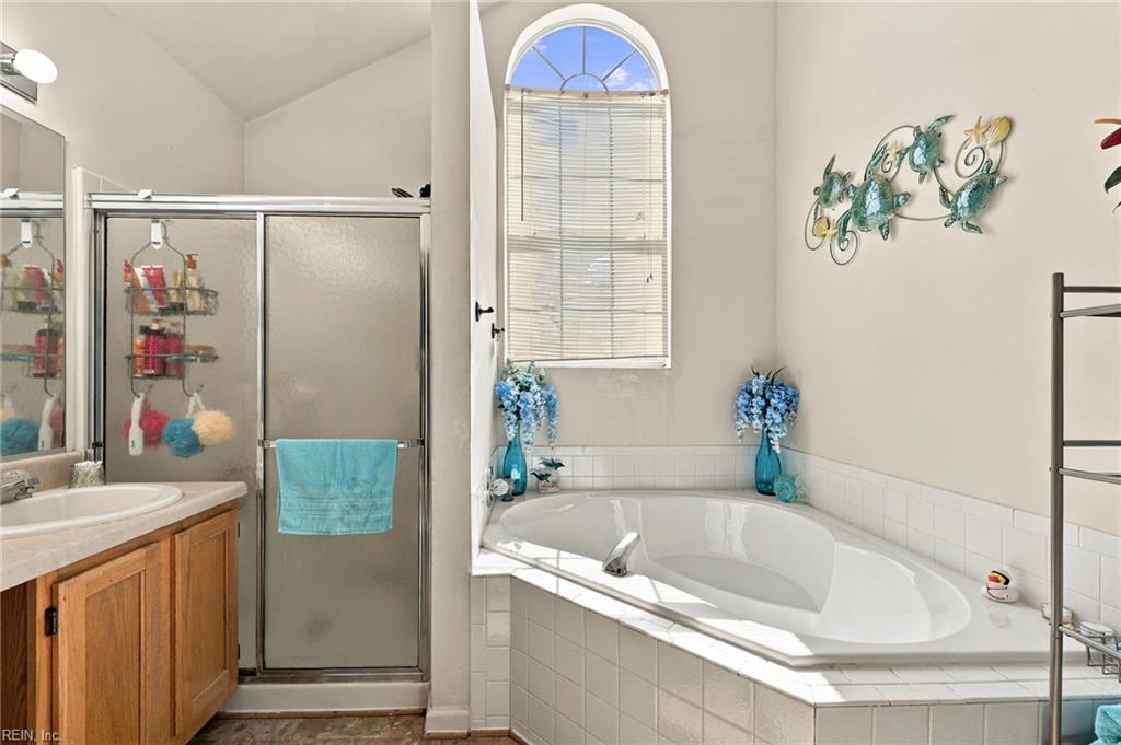 118 Majestic Dr Property Photo 21