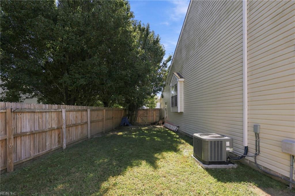 118 Majestic Dr Property Photo 29
