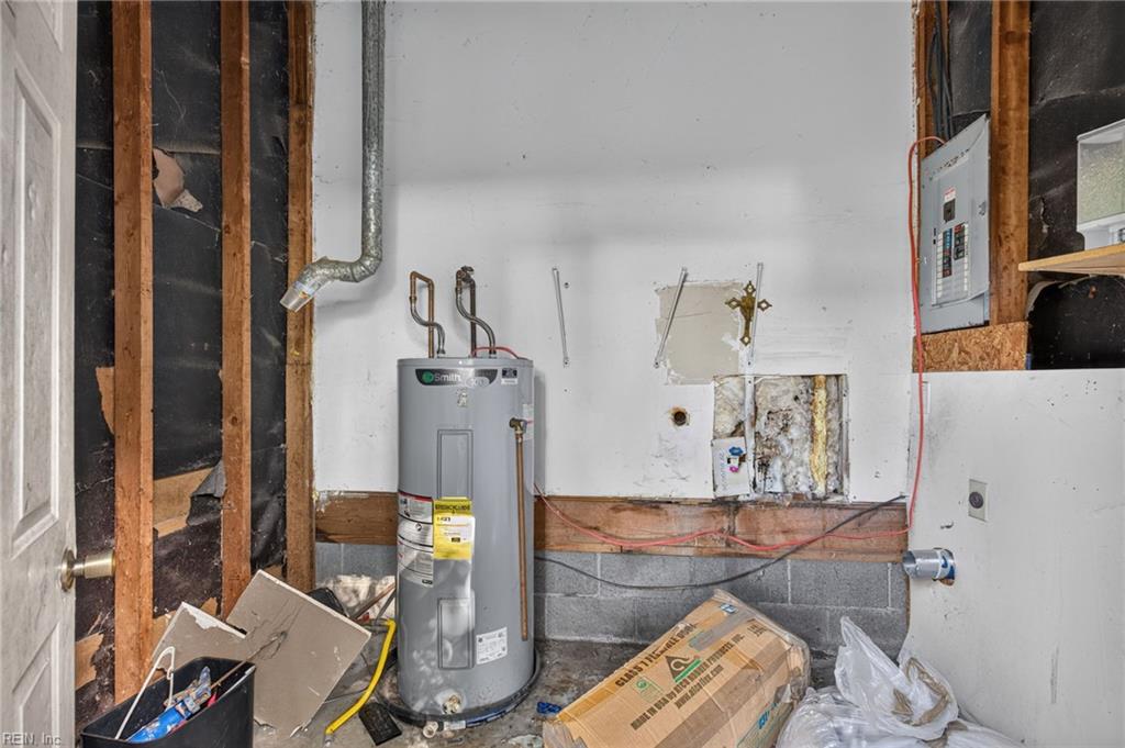 1242 25th St Property Photo 18
