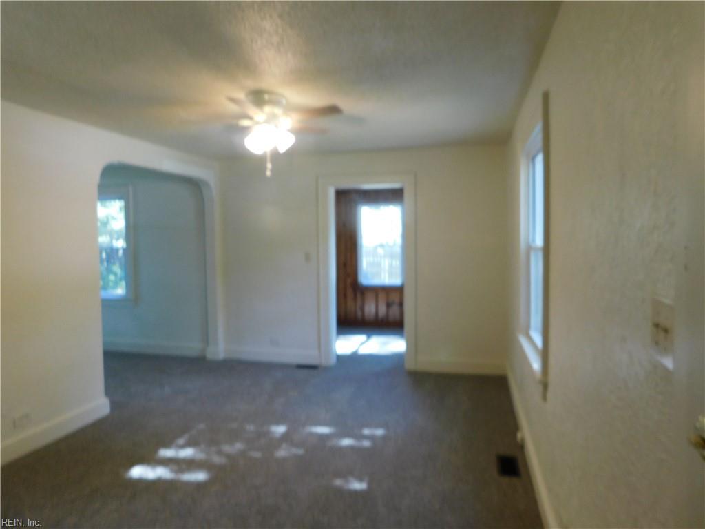 1432 Shelton Ave Property Photo 2