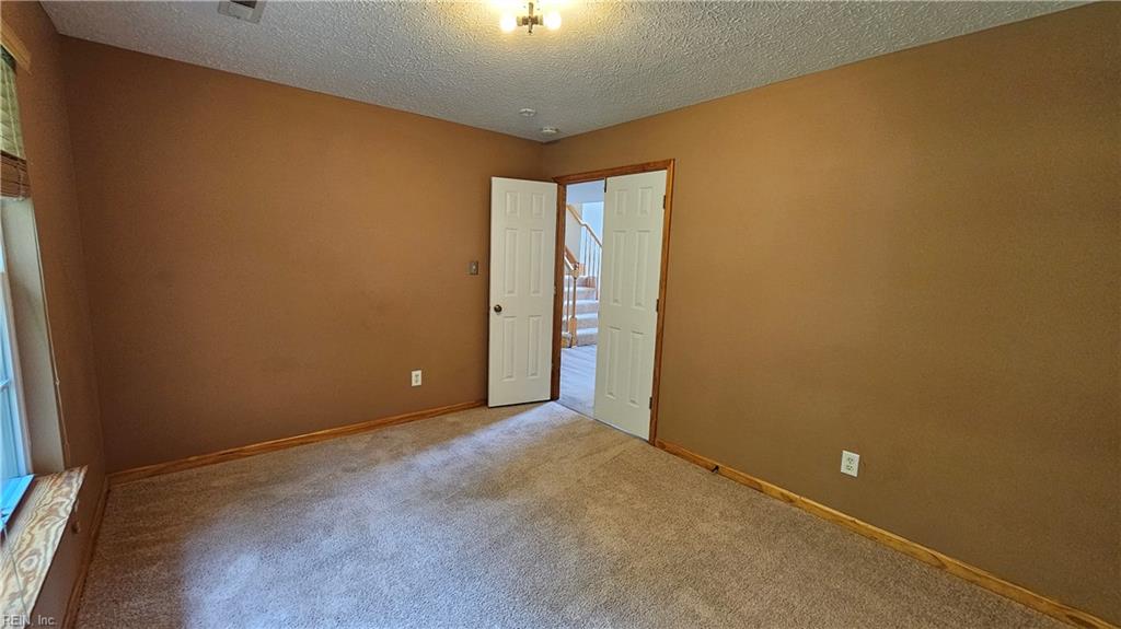 211 Tallyho Dr Property Photo 11