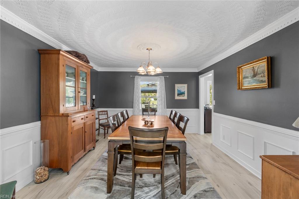 1316 Oregon Xing Property Photo 6