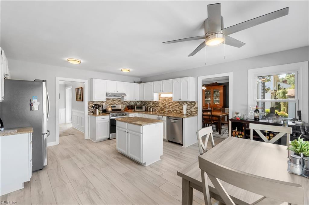 1316 Oregon Xing Property Photo 13