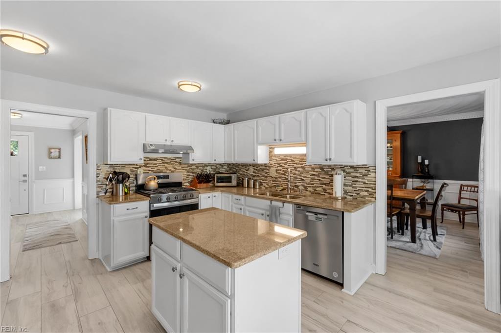 1316 Oregon Xing Property Photo 14