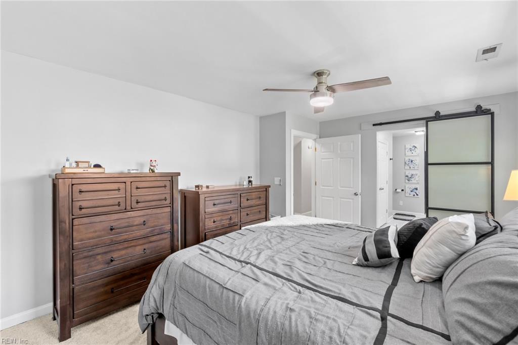 1316 Oregon Xing Property Photo 22
