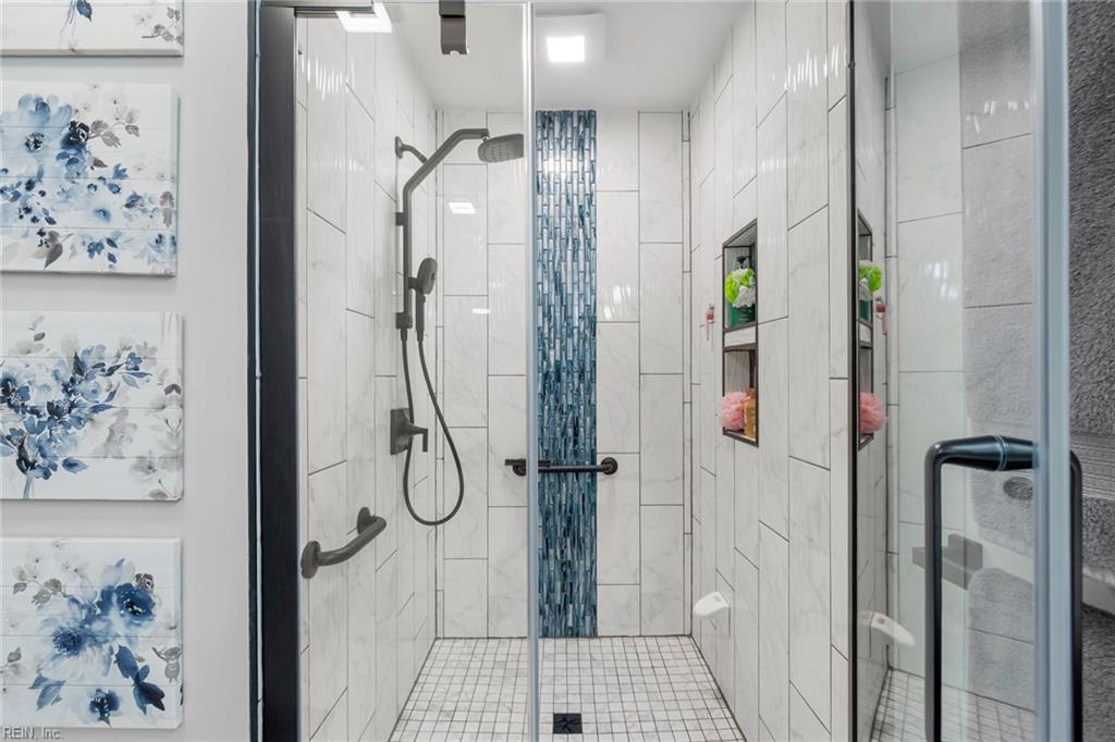 1316 Oregon Xing Property Photo 24