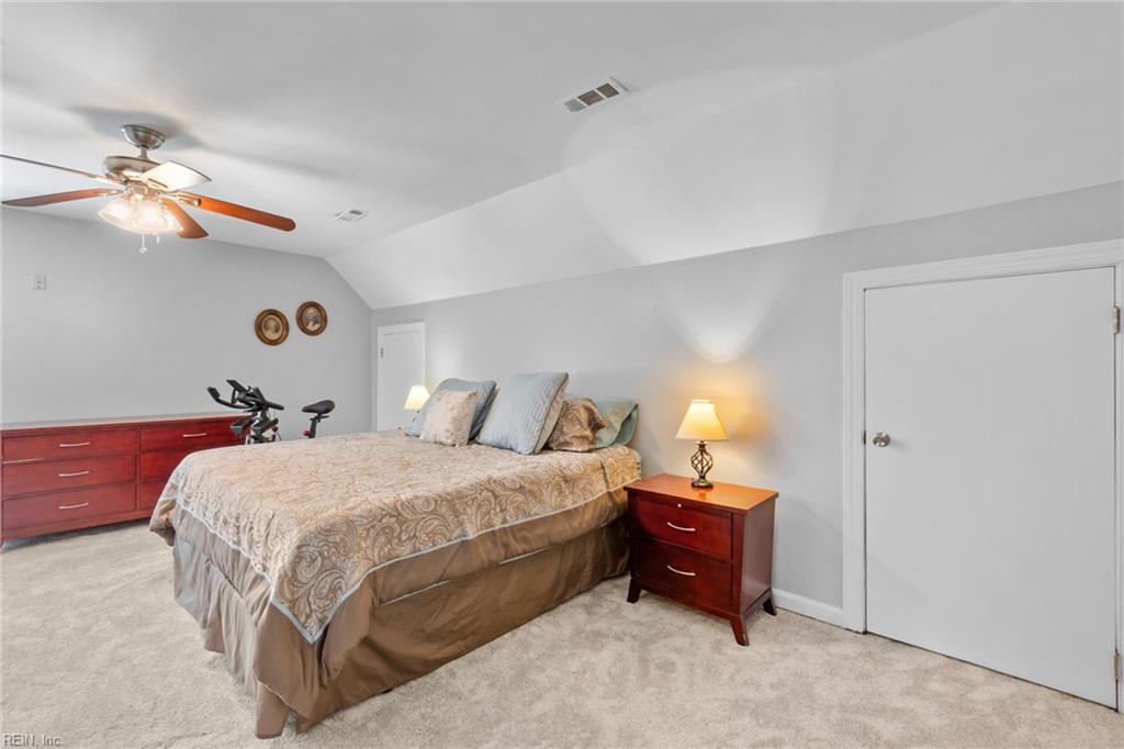 1316 Oregon Xing Property Photo 33