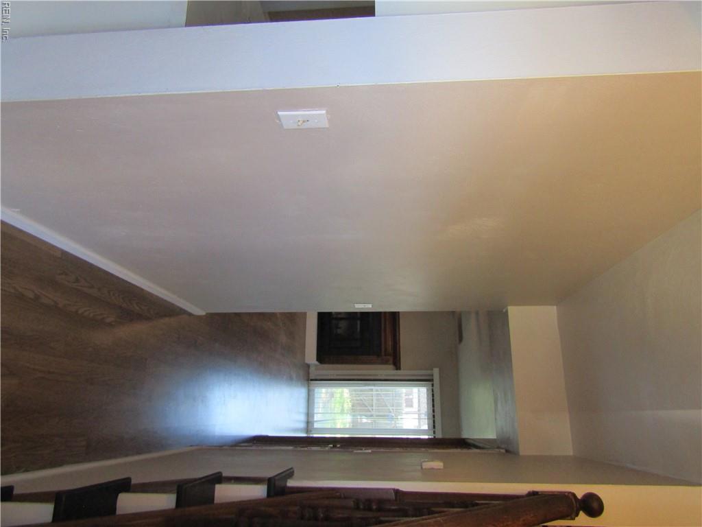 615 Aubrey Dr Property Photo 3