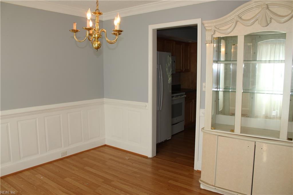 2712 Executive Dr Property Photo 10