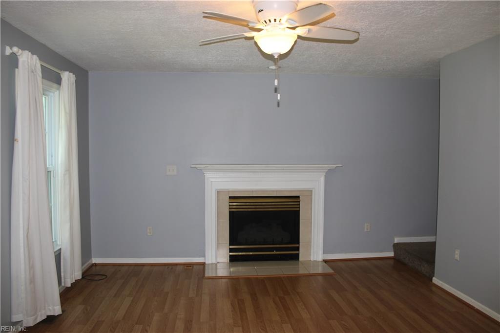 2712 Executive Dr Property Photo 16