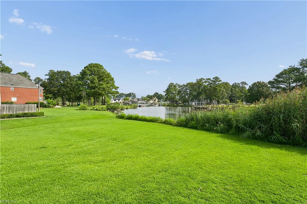 719 Poquoson Ave Property Photo 4