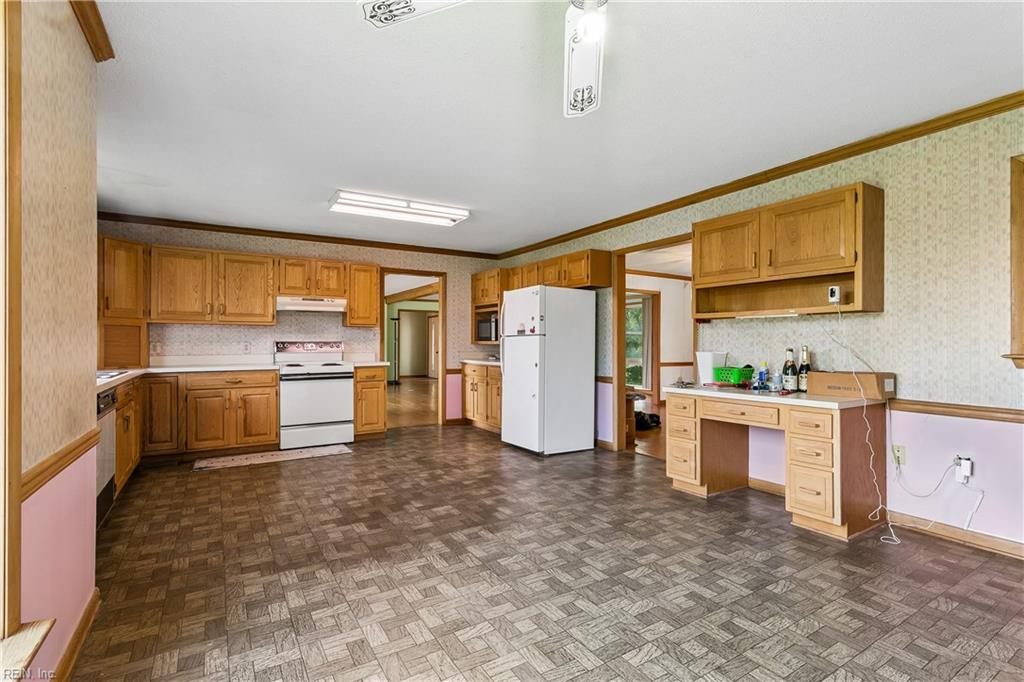 719 Poquoson Ave Property Photo 13