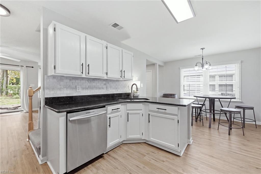 1005 Winged Foot Ct Property Photo 14