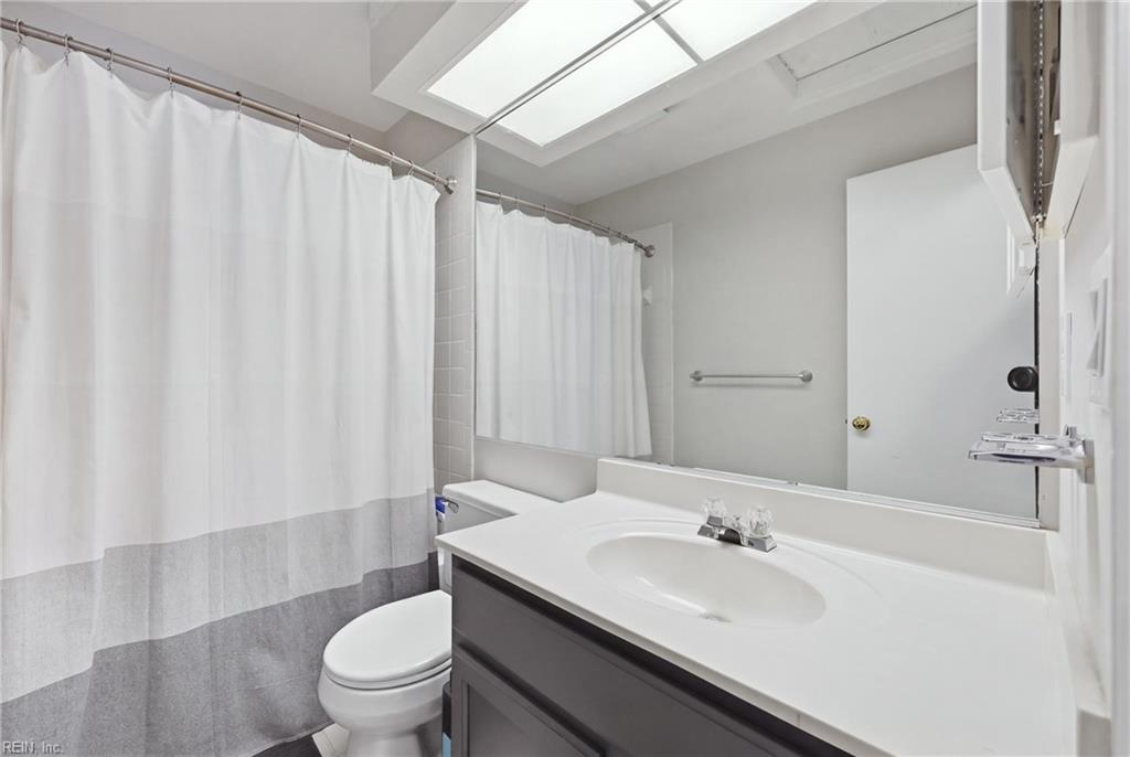 1005 Winged Foot Ct Property Photo 23