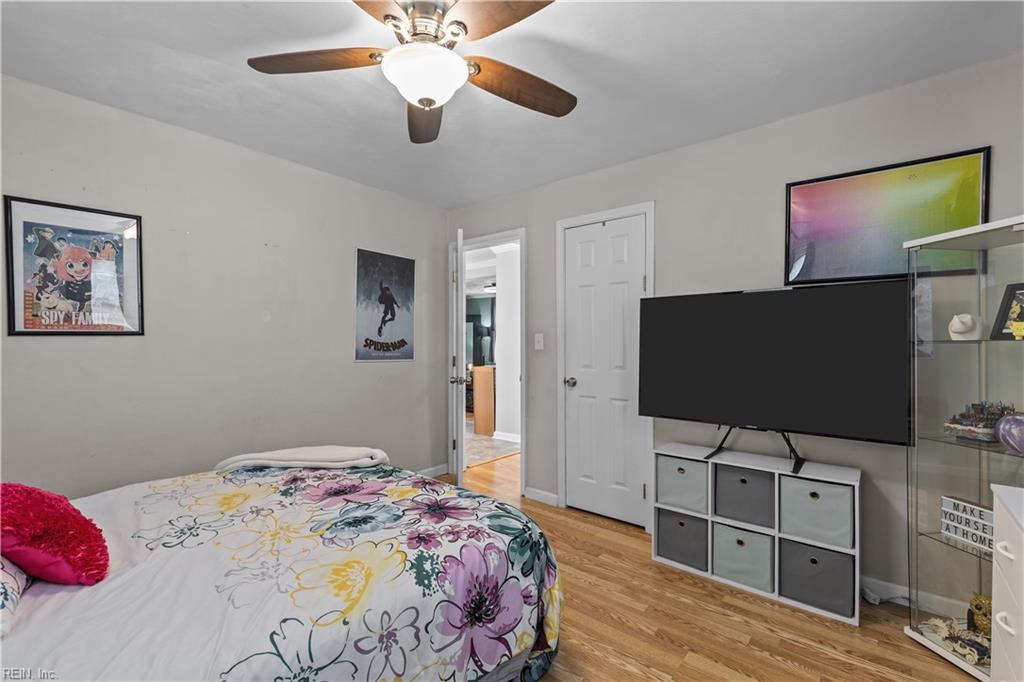 4752 Atterbury St Property Photo 8