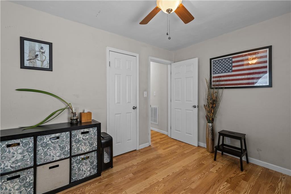 4752 Atterbury St Property Photo 11