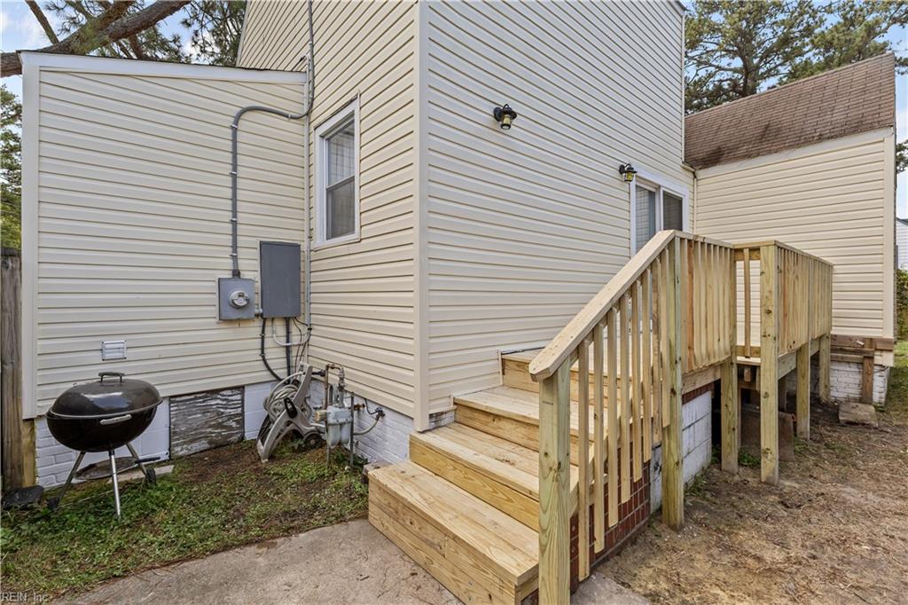 4752 Atterbury St Property Photo 20