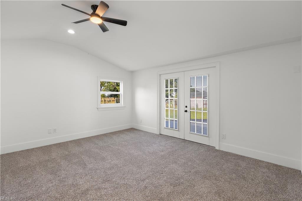 20511 Todd Ave Property Photo 11