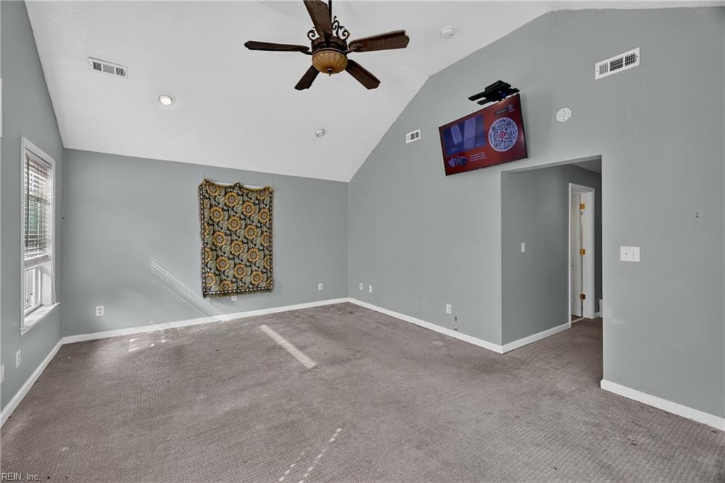 9 Baywood Ln Property Photo 16