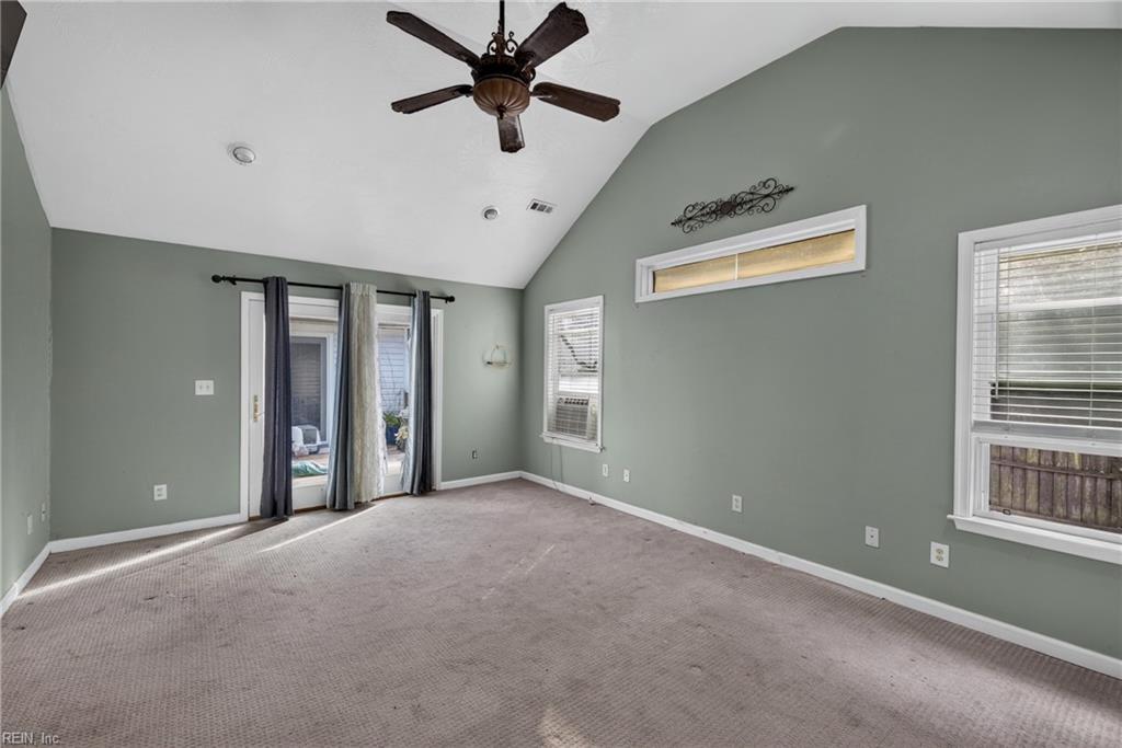 9 Baywood Ln Property Photo 17