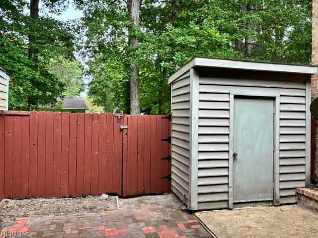 1303 Glyndon Dr Property Photo 22