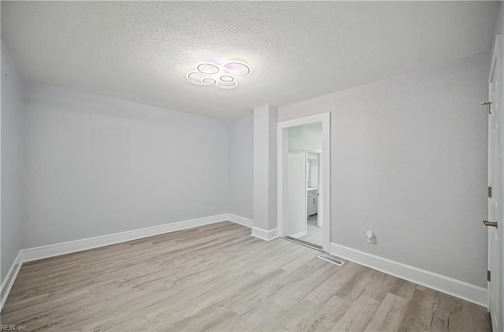 620 72nd St Property Photo 24